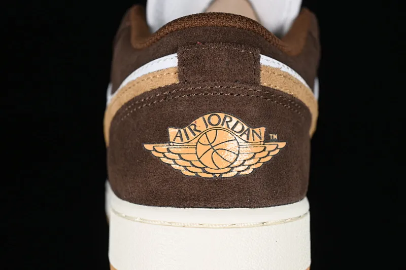 All categories Air Jordan Jordan series basketball shoes Air Jordan 1 Low G version pure original Air Jordan 1 Low "Cacao Wow" AJ1 Joe 1 Mocha color low-top cultural casual sneakers FB2216-200
